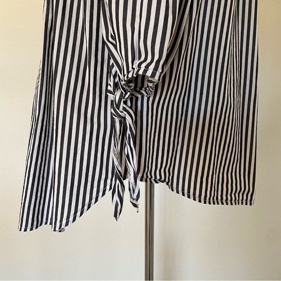 Striped Off the Shoulder Quarter Length Sleeve Plus Size Top XXXL - Picture 8 of 9